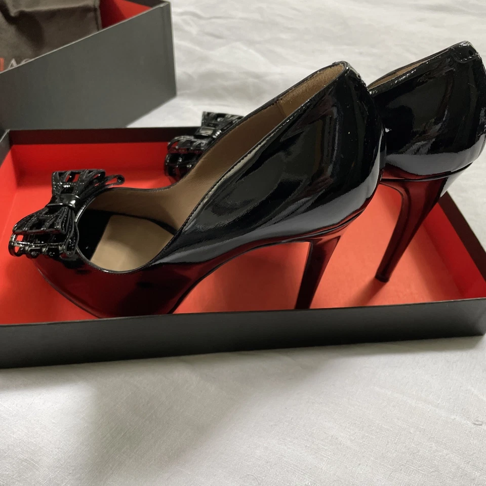 Tacones de aguja Bruno Magli de charol negro punta abierta, talla 7-1/2, ¡NUEVOS EN CAJA! Foto 3 de 4
