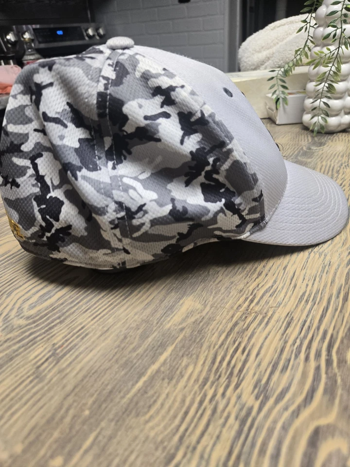 Gorra de béisbol gris camuflaje Appalachian State Mountaineers, en la cima del mundo, OSFM Foto 3 de 4