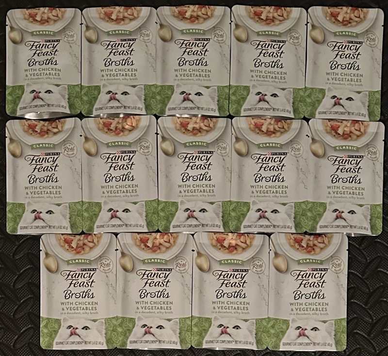 Purina Fancy Feast Broths with Chicken & Vegetables, Pack of 14