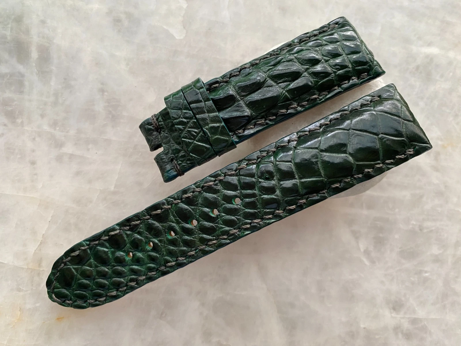 22mm/20mm Dark Green Alligator Crocodile Print Leather Watch Strap Band