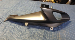 SUZUKI GSXR 600 / 750 06-07 OEM RIGHT / LEFT INTAKE COVER P/N 94670-01H00-YKV