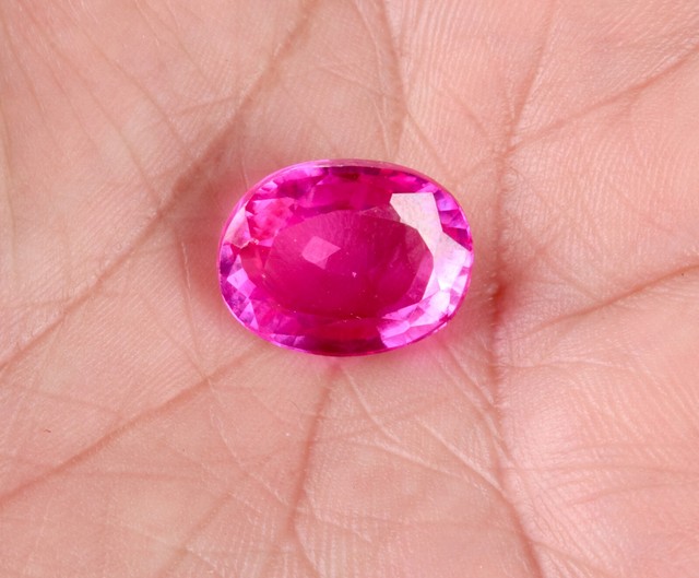 GGL Certified Natural Pink Sapphire Oval Shape Gemstone13.95 Cts GGL Certified Natural Pink Sapphire Oval Shape Gemstone13.95 Cts