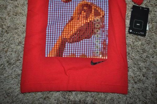 Camisa para niños Nike manga corta deportes béisbol guante crew roja camiseta talla 4 - Imagen 2 de 3
