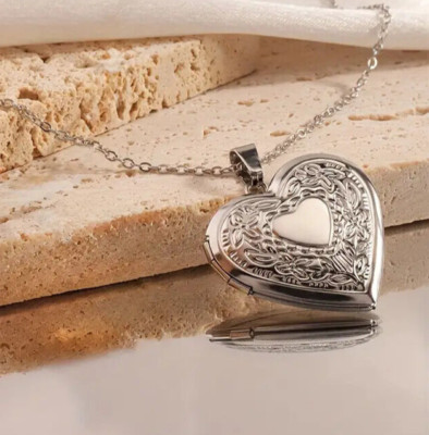 Vintage Stainless Steel Openable Heart Locket Pendant Chain