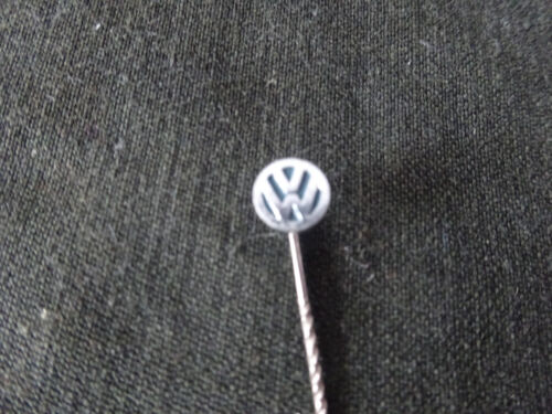 A57-03) Antiker Pin VW Volkswagen Firmenabzeichen  Auto Oldtimer Nadel - Bild 1 von 3