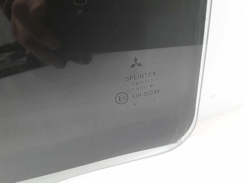 Mitsubishi Space Star 1.8GDI 90kw 2000 Rear Left Door Window Glass 43R00049 - Image 2 of 4