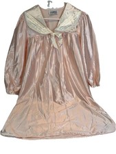 Vintage Nightgown Featherbed Pale Pink Knee Length Nylon Lace Size Small 60s 70s