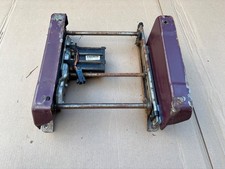 95-99 Chevy Silverado 1500 Gmc Sierra Power Drivers Seat Base Track Left Red 95-99 Chevy Silverado 1500 Gmc Sierra Power Drivers Seat Base Track Left Red