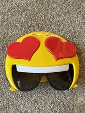 Emoji Novelty Sunglasses With Hearts