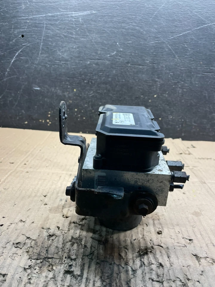 Ford E250 E350 Econoline 2009 2010 bomba de freno antibloqueo ABS antibloqueo v2292 DG Foto 4 de 4