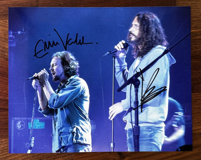 CHRIS CORNELL + EDDIE VEDDER Signed Autographed Photo+COA Soundgarden Audioslave