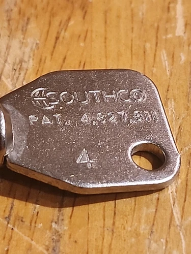 Southco Tool Head Recess Key 29-90-214-10 Number 4 Quarter-turn Fixing - Picture 3 of 4