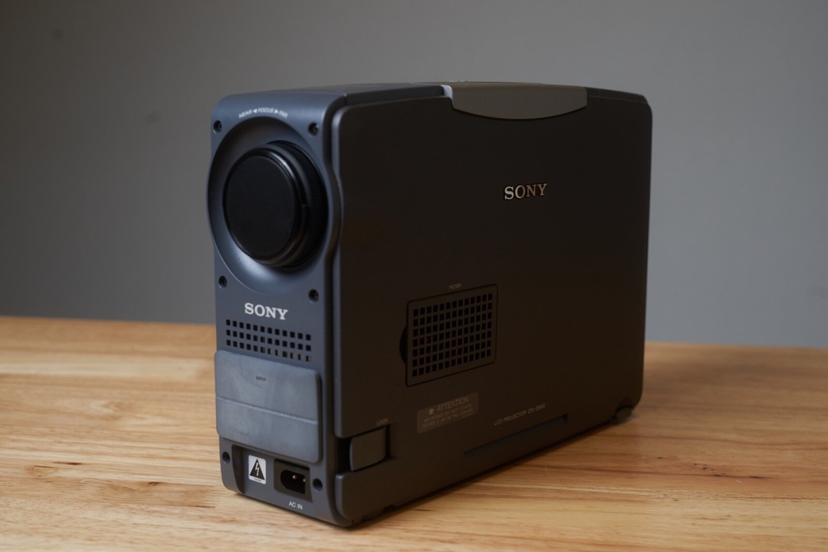 ☆SONY ☆液晶プロジェクター (CPJ-D500) 当時の定価26万