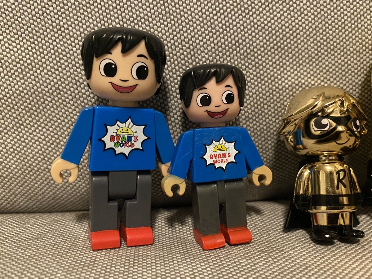 Ultra Rare Ryan's World Gold Titan Ryan With Cape Golden 3