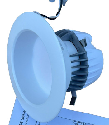 CREE CR4 Series 575 Lumen Edison Base 4'' LED Downlight 2700K, 120V