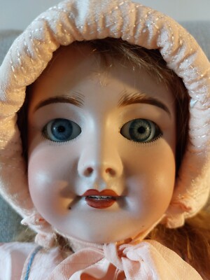 Ancienne SFBJ 301 Poupée BeBe TeTe Jumeau en biscuit français avec vêtements - France