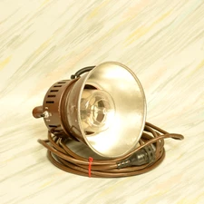 Speedotron Brown Line M11 1200 Watt Second Studio Lamphead w/ 7" Reflector