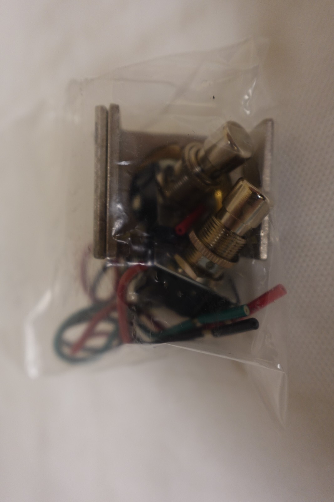 RCI 960RO-MO-MOx28 Aluminum Keyswitch SPDT 2x Momentary Action Standard 3" W