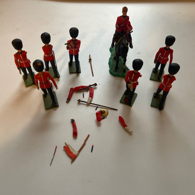 England Britain LTD Soldiers Royal Guard Figurine Toys