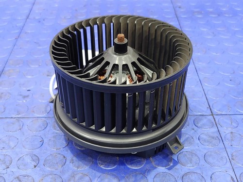 15-20 Chevy Tahoe Suburban Front Heater AC Blower Motor Assembly OEM 84418890 - Picture 3 of 8