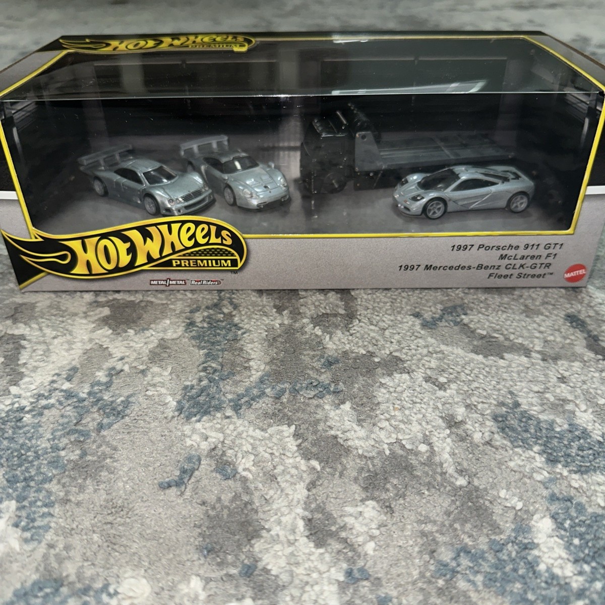 INHAND 2025 Hot Wheels Premium Collector set 90s SUPERCARS