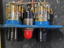 2 MRA-1-10S 10-pos rotary switches + 2 pilot lights (red, green) assembly