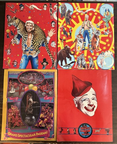 Ringling Brothers And Barnum Bailey Circus 4 programs 1980's with Posters - Picture 2 of 5