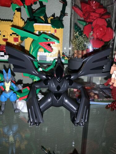 POKÉMON ZEKROM MODEL KIT – Replay Toys LLC