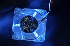 AVC 40mm Crystal 40x40x20mm DC12V 3Pin Blue LED Transparent Fan (Intel OEM Part)