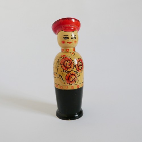 ANCIENNE POUPÉE RUSSE Matriochka 5 Éléments en Bois 1970-80, achetée en