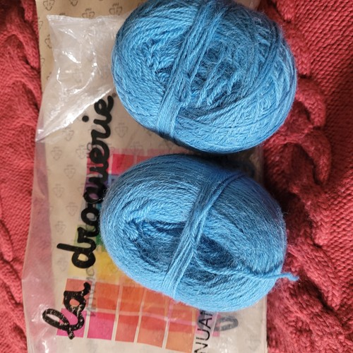 Pelote De Laine Surnaturelle La Droguerie - Laine Mérinos Violet, Qualité Merinos, Idéale Pour Tricot