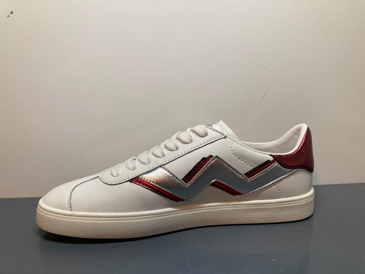 Stuart Weitzman Daryl Leather Low Top 6.5 B US Silver Red