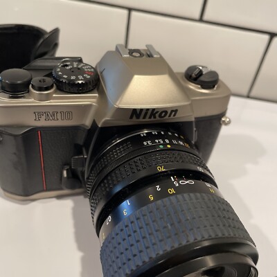 Vintage 80's Nikon FM10 Camera Works!! Leather Case, Canvas