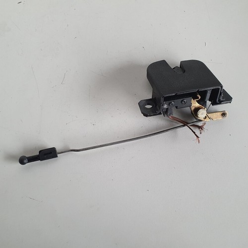 Cerradura portón trasero VW Passat 1,9 TDI año 2000 3B9827505 - Imagen 5 de 7