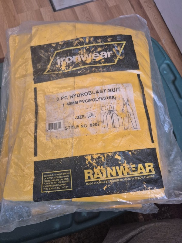 2XL Rain Suit 3 pc Hydroblast Rainwear Hooded Jacket & Bib Set