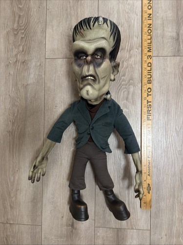 Universal Monsters Pozers Frankenstein 2000