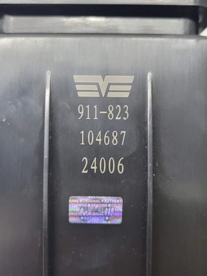 Контейнер угольный испарительный 2011-2015 годов выпуска для Kia Optima Dorman 911-823 - Изображение 2 из 4