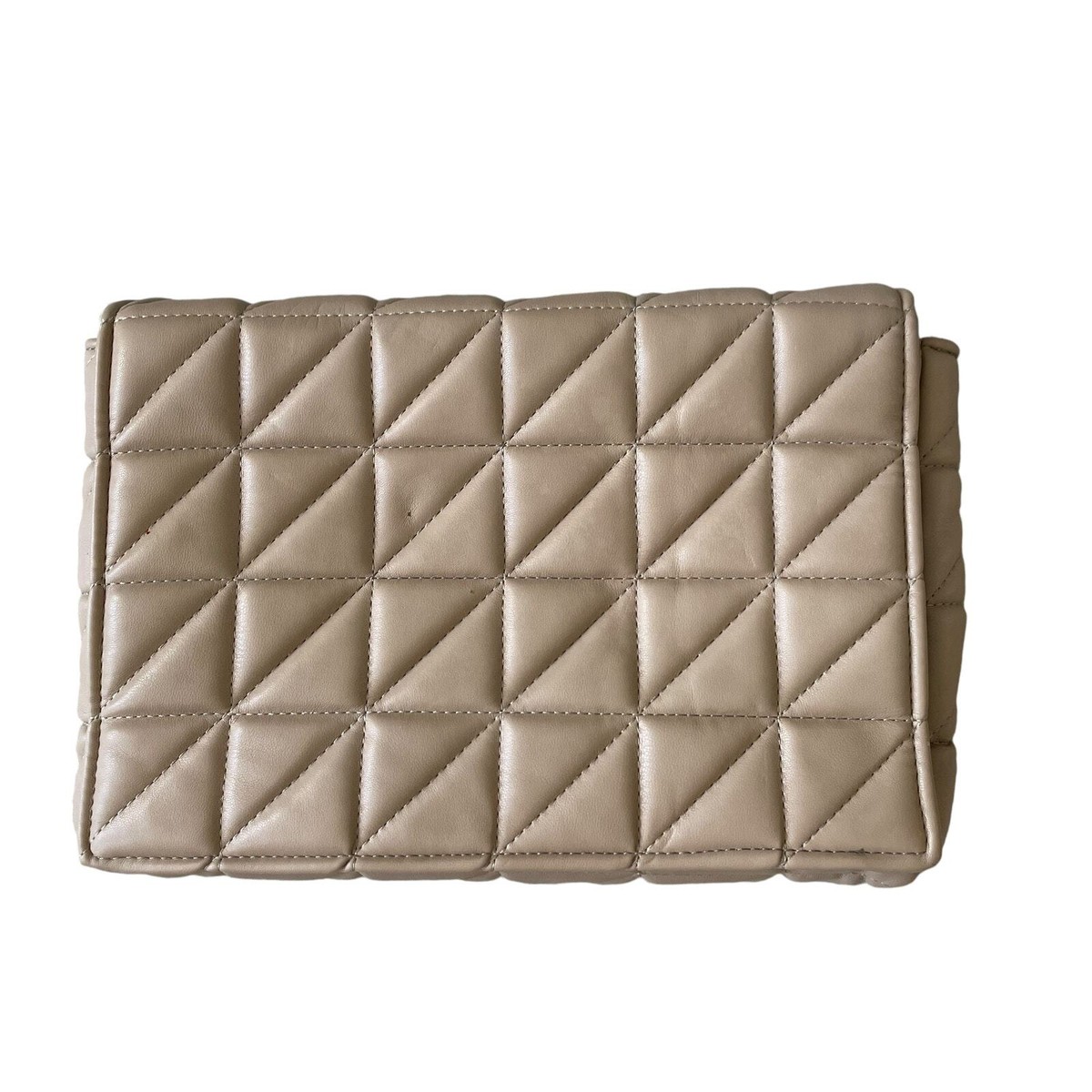★TOUT Y EST★ Quilted shoulder bag beige QA874818 HN3A3A16 ZARA Women's Beige Quilted Shoulder Bag w/ Chunky Gold Chain