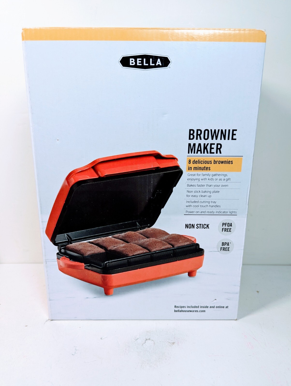 Bella Electric Brownie Maker NIB Red Non Stick BPA Free 8 Brownies MSRP