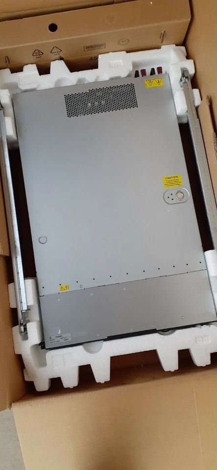 Servidor + kit de riel HP ProLiant SE316M1 Dual Xeon Quad-Core L5520 2,26 GHz 16 GB Ram Foto 2 de 4