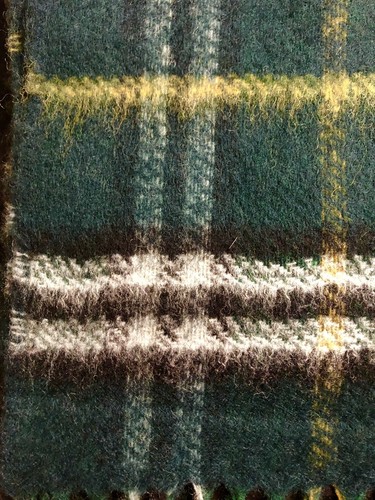 Sciarpa Tartan Double Face Sfondo Verde Effetto Plissettato made in italy - Foto 6 di 19