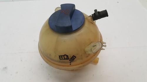 Audi A3 8L - Kühlwasserbehälter Ausgleichsbehälter 1J0121403B  (06)