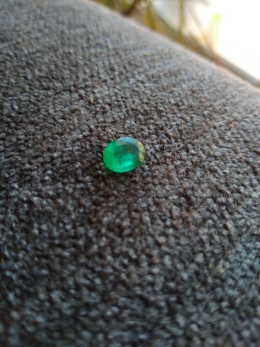 0.62 CT Esmeralda Natural Origen Zambia con forma Oval SIN TRATAR - Bild 9 von 12