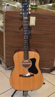 Vintage early 1970s Guild Madeira A20 Acoustic/Electric Guitar