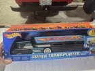 New ListingHot Wheels VTG 2004  SUPER TRANSPORTER With 7 Cars - Very Rare!
