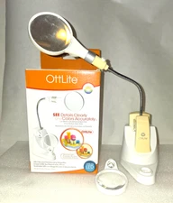 OttLite LED Magnifier Lamp Clip-On/Mount Flexible Cordless Craft Light in Box
