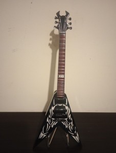 KERRY KING Slayer Tribal Miniature Guitar 