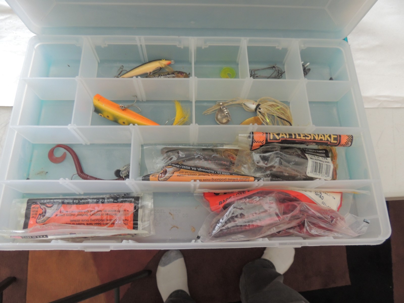 Plano Guide Series Large Fishing Tackle Box w/ 3 Stowaway Cases + Tackle