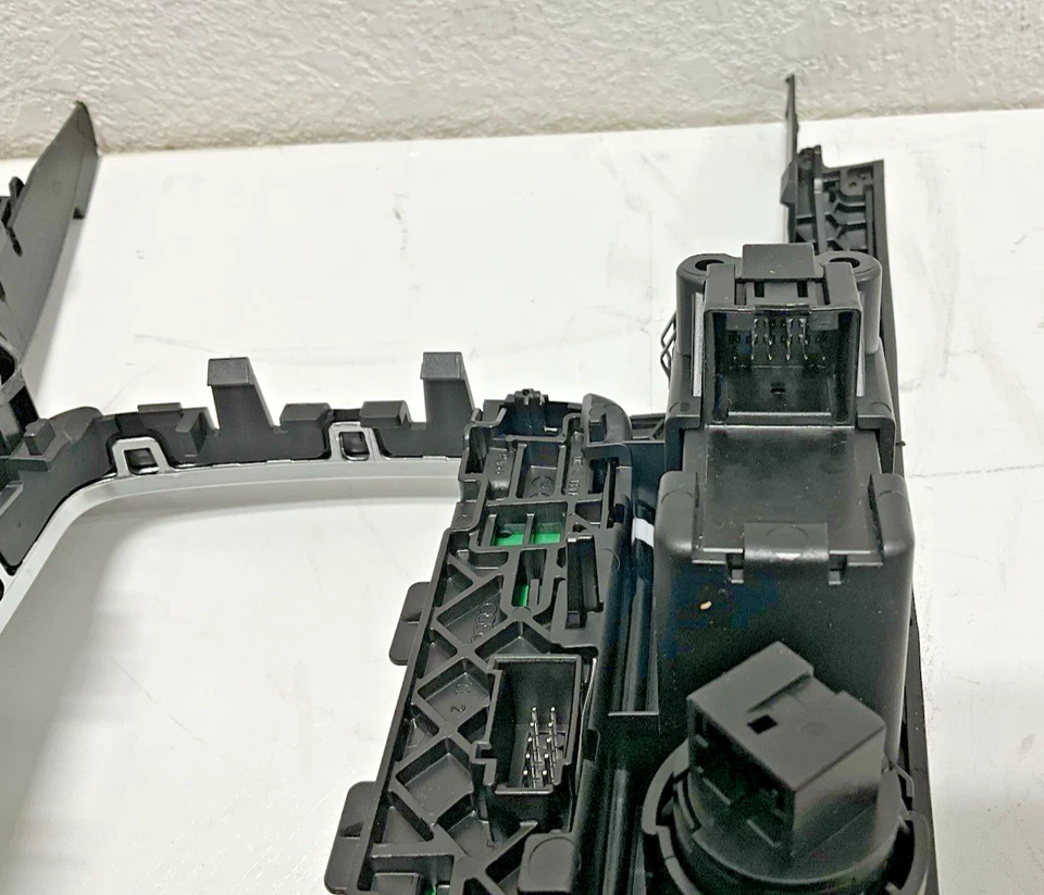 Conjunto de interruptor de panel de control mini Audi S4 2010 8T0919609GWFX fabricante original Foto 4 de 4