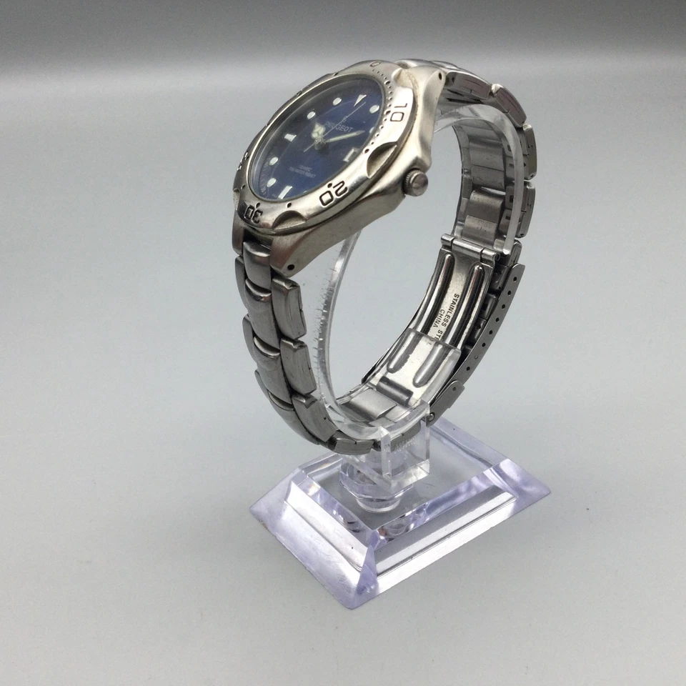 Reloj Peugeot Unisex De Colección 36mm Tono Plateado Fecha Esfera Azul Batería Nueva 7" Foto 4 de 4